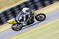 enduro-digital-images;event-digital-images;eventdigitalimages;mallory-park;mallory-park-photographs;mallory-park-trackday;mallory-park-trackday-photographs;no-limits-trackdays;peter-wileman-photography;racing-digital-images;trackday-digital-images;trackday-photos